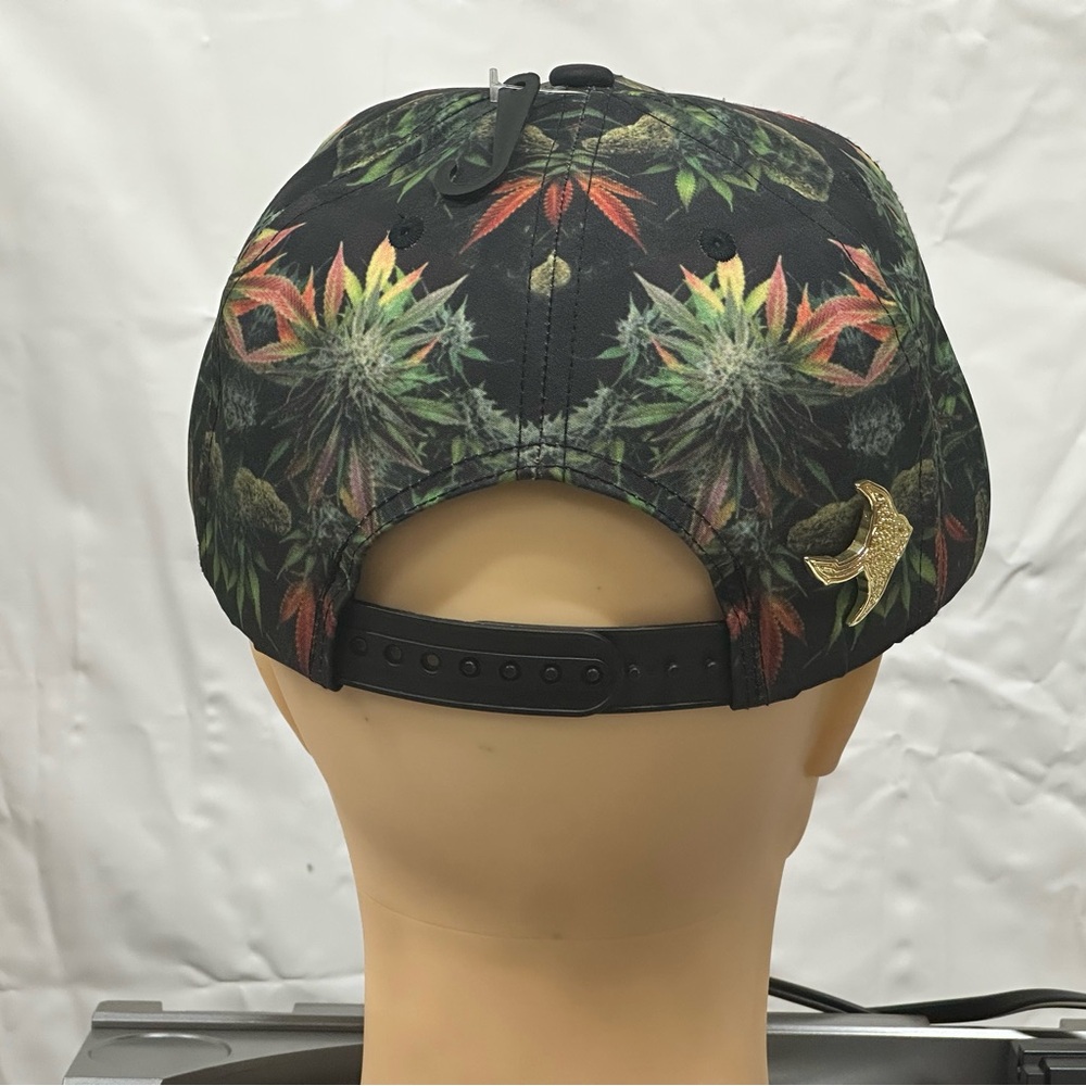 Colorful Patterned Cap - Picture 3 of 4